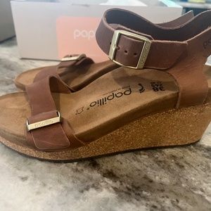 NWT Birkenstock Soley wedge sandals